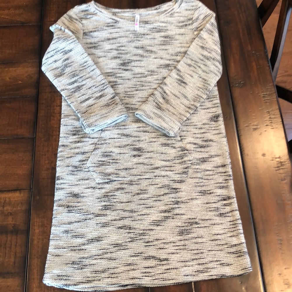 NEW THIN SWEATER DRESS L